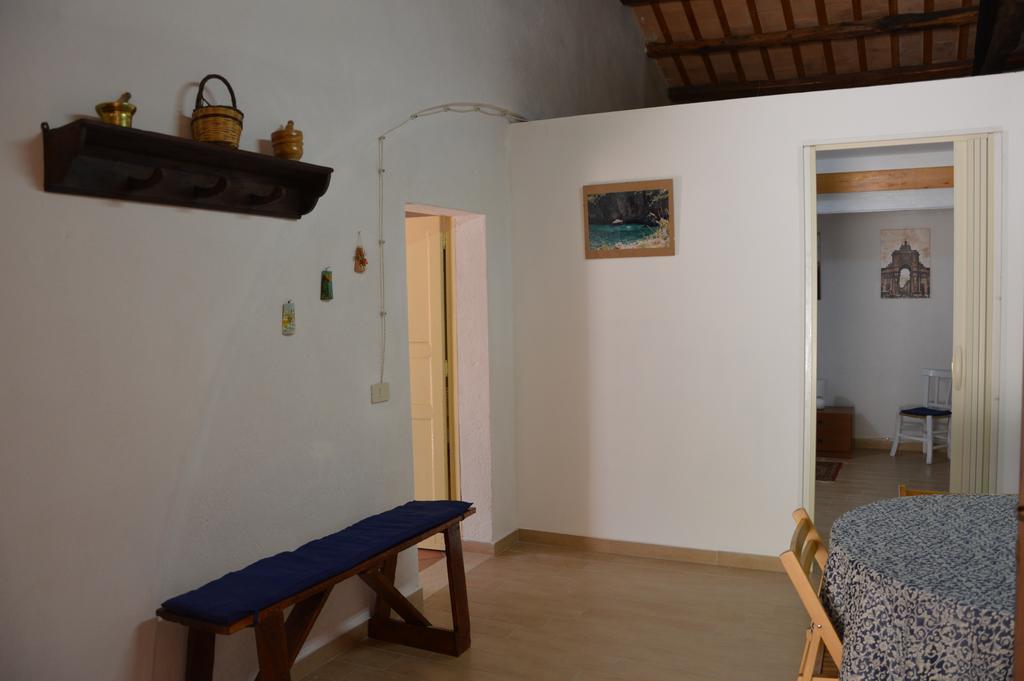 Casa Vacanze Scurati Villa Custonaci Bilik gambar